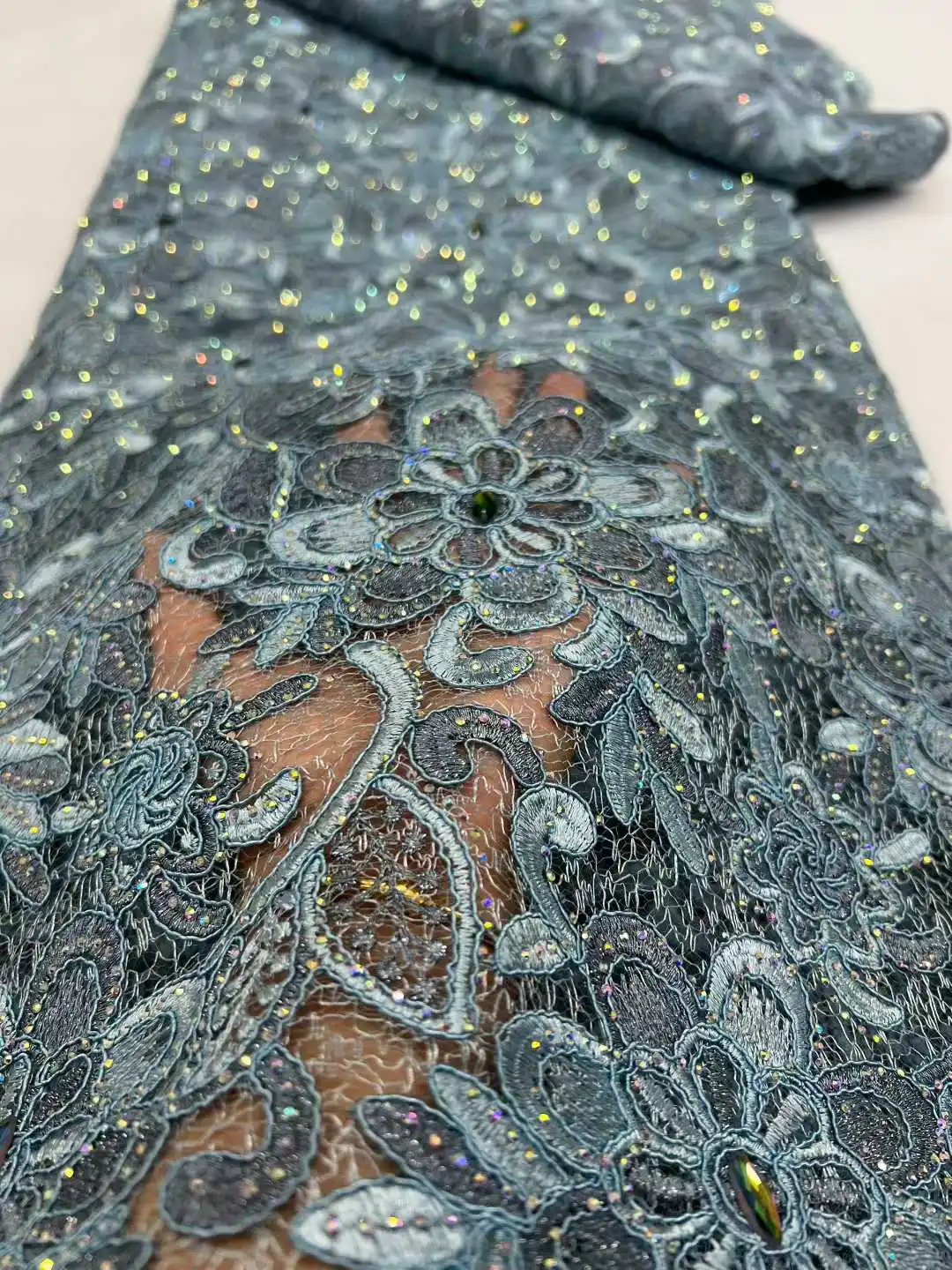 

Роскошная французская сетчатая ткань с вышивкой и бисером, африканское нигерийское кружево с пайетками для свадебных платьев, материал для шитья, 2026 год