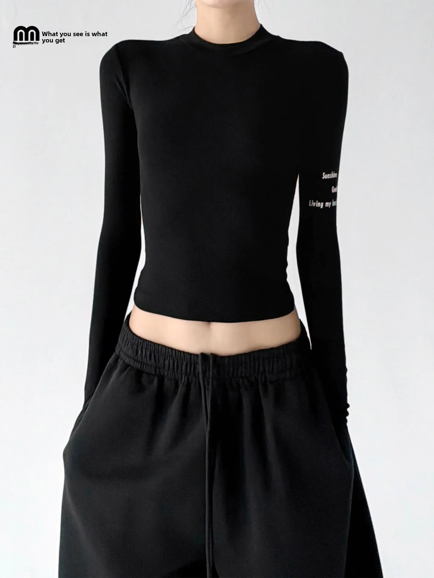 Black Long Sleeve T-Shirt Women's Style College Trendy Crop Top Slim Fit Belly Button Exposure Versatile Short Style Autumn 2026