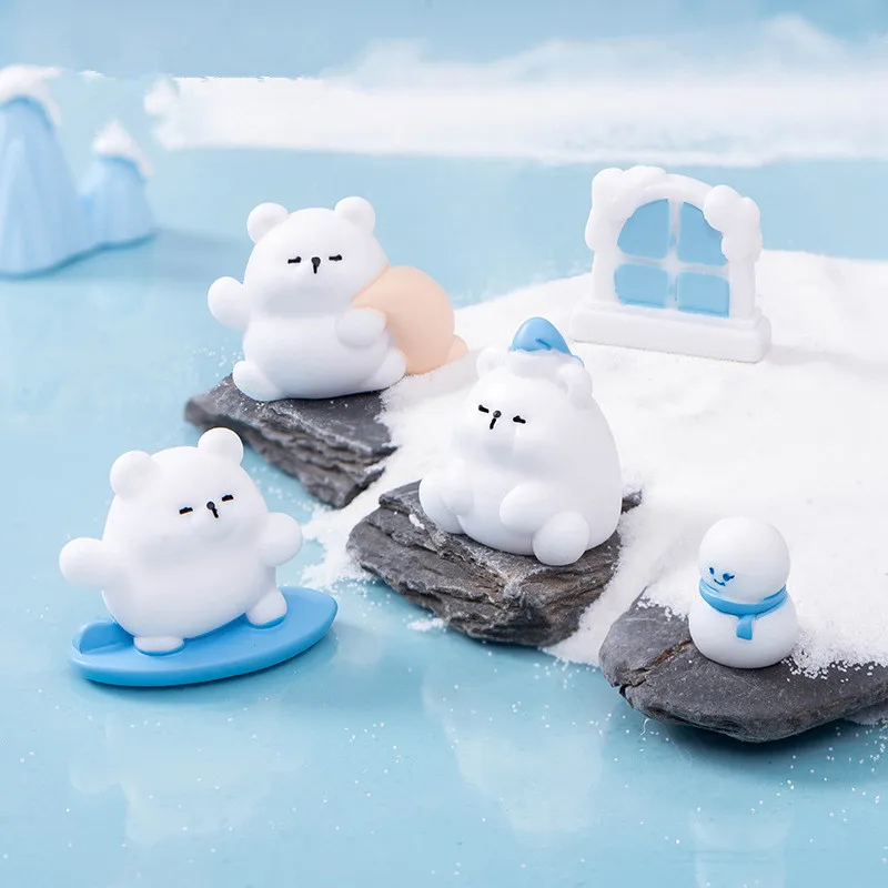 Figurines Miniatures Cute Cartoon Polar Bear Resin Micro Landscape Ornaments For Home Decorations Room Decor DIY Accessories