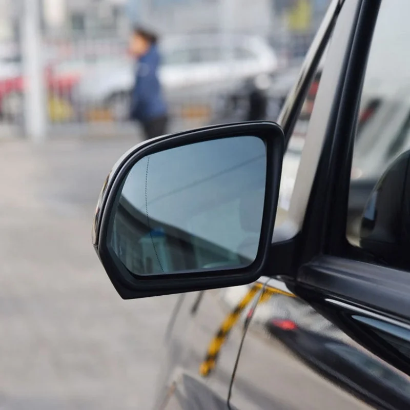 

Applicable to Mercedes-Benz W447 Vito V-Class V260 16-22 models reversing lens, model A4478111600 / A4478111700