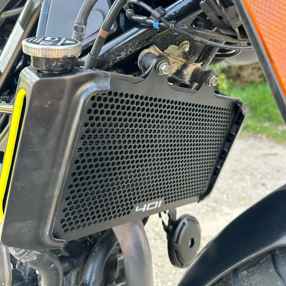 

Motorcycle Radiator Guard Grille Grill Cover For Husqvarna Svartpilen 401 VITPILEN 401 2018 2019 2020 2021 2022 2023 Accessories