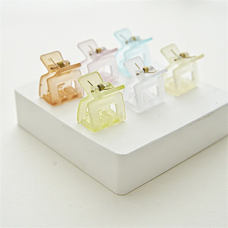 

Woman Mini Frosted Transparent Square Plastic Hair Claws Jelly Color Hair Clips Barrettes Trendy Hairgrip Girls Hair Accessories
