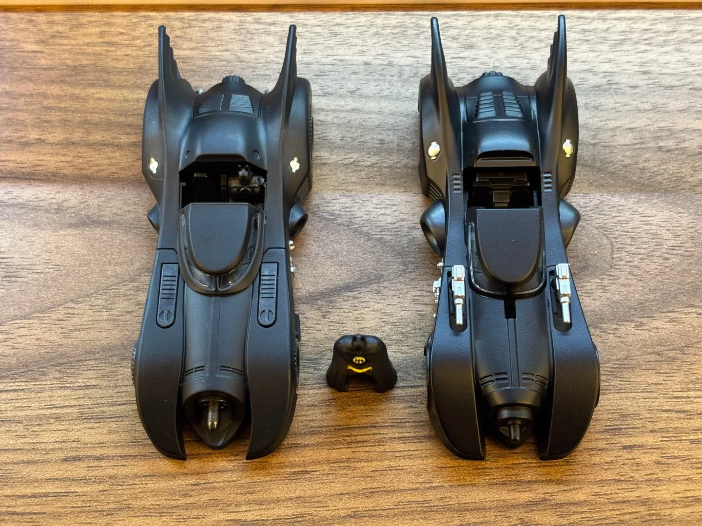 Batmobile 1/64 Scale Static Car Model HOBBY GACHA DC Batman Collectible Vehicle For Hobby Enthusiasts - view 6