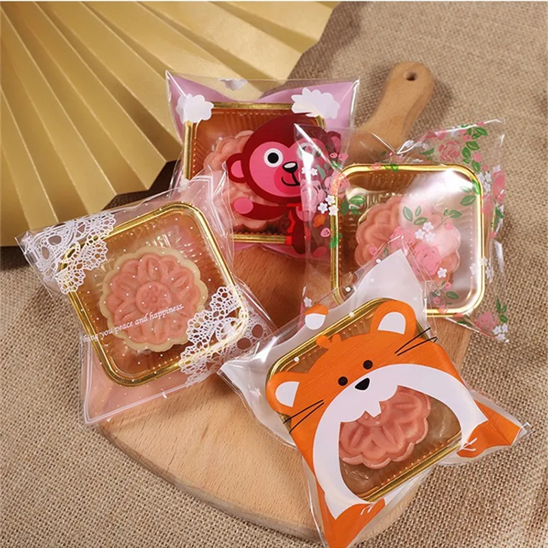 100pcs/lot 10*10cm Plastic Cartoon Cookie&Candy Bags Self-Adhesive Gift Bag For Wedding Party Supplies Biscuit Packaging Bag