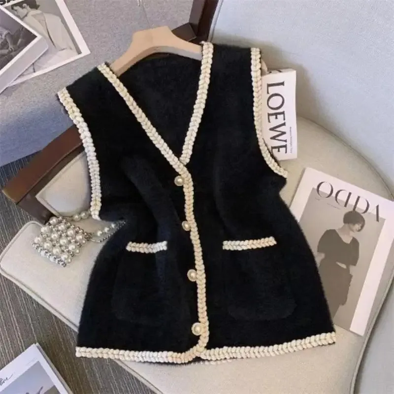 

2024 Temperament Office Lady Simplicity Elegant Sweater Vest Loose Casual Patchwork Buttons V-neck Sleeveless Women's Clothing