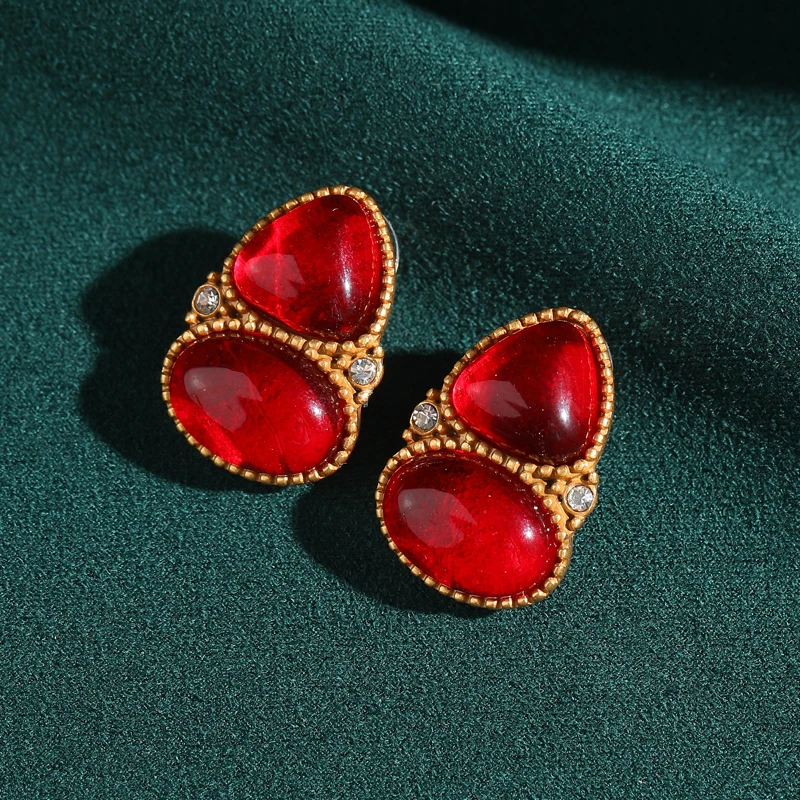 

Vintage Glass Red Stud Earrings Calabash Design Jewelry Antique Gold Plated Chinese Style Charm Luxury Women Birthday Gifts New
