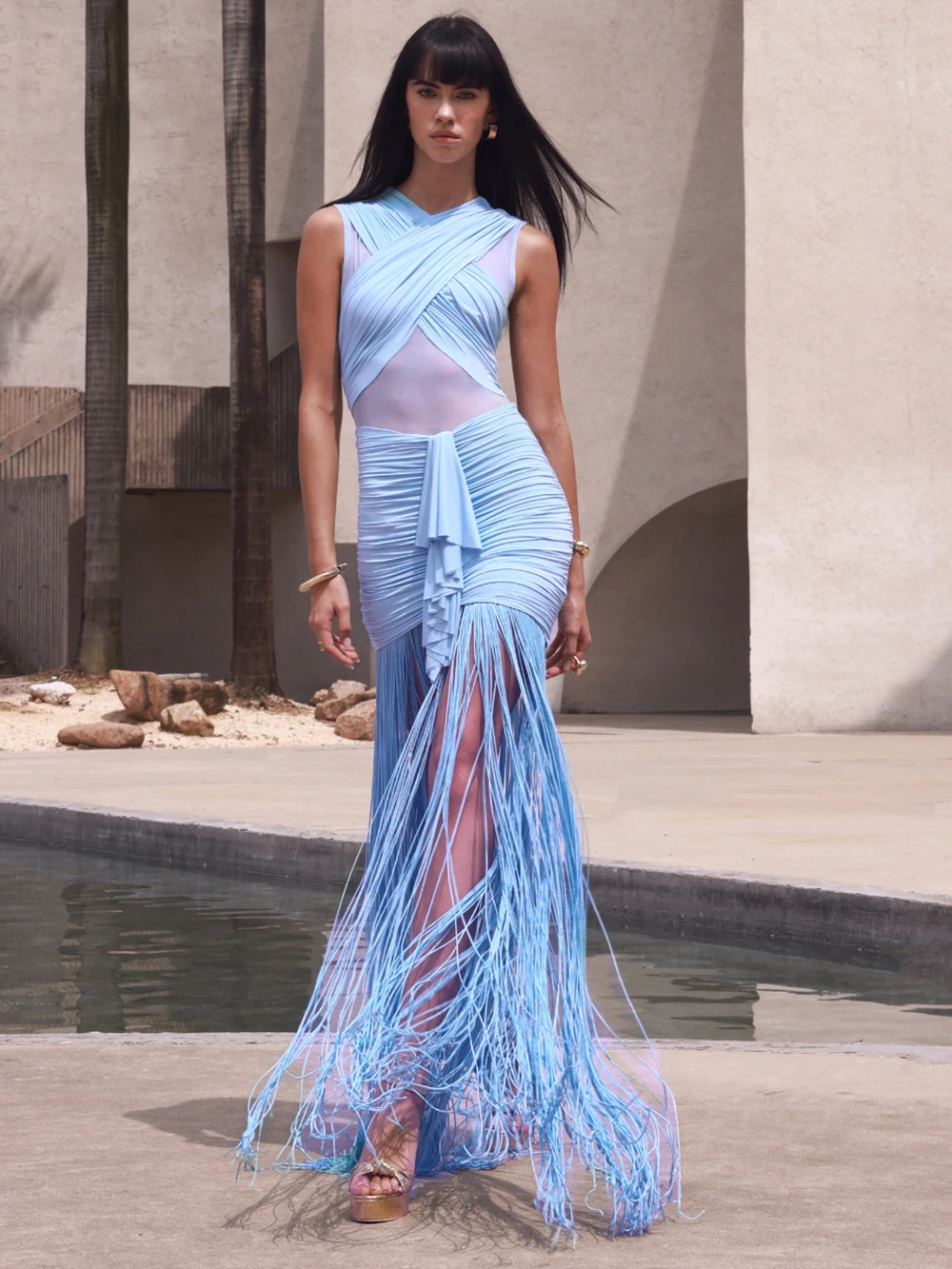 فستان متقاطع ذو ثنيات شبكية مثيرة أوروبية وأمريكية جديدة لعام 2025 مع نمط للعطلات #1