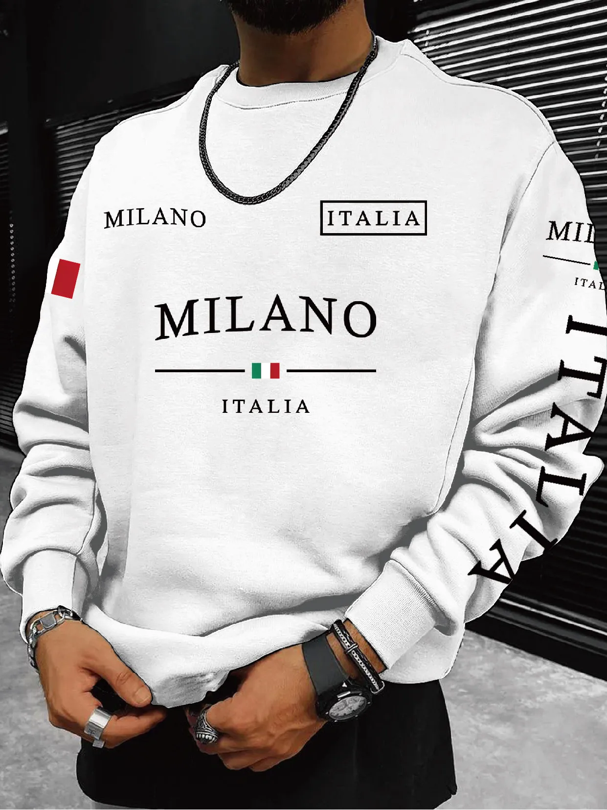 Round Neck Sweatshirt Black Italian Flag Print and Text Casual Sports