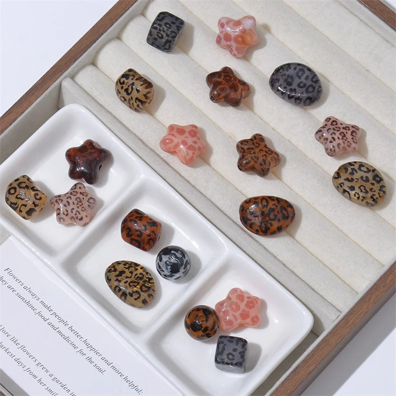 50pcs/lot Leopard pattern print geometry square stars Irregular shape acrylic straight holes beads diy jewelry accessory
