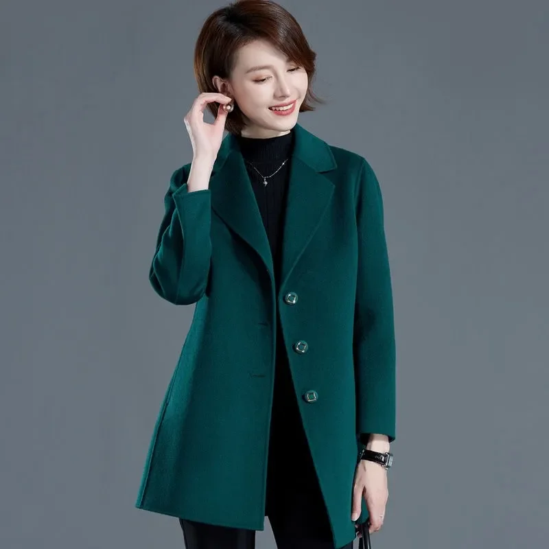 

Ladies High-Grade Dragon Phoenix Woolen Coat Women Fashion Middle-Aged Mom Autumn And Wnter Faux Wool Female Sim Overcoat B665
