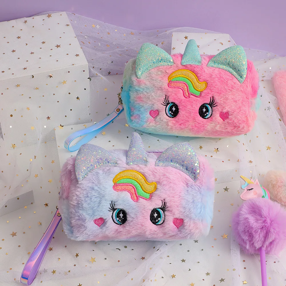 Cartoon Unicorn Big Eyes Plush Makeup Bag Girl Cute Carry Travel Toiletry Bag Student Stationery Pen Bag for Travel Organization