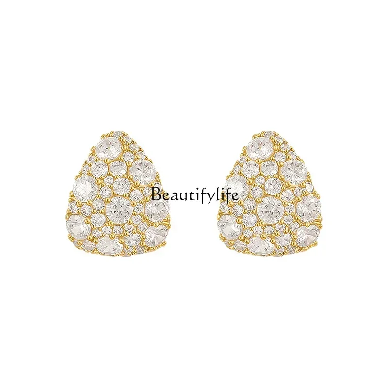 

Diamond stud earrings temperament earrings light luxury niche design sense high foreign style