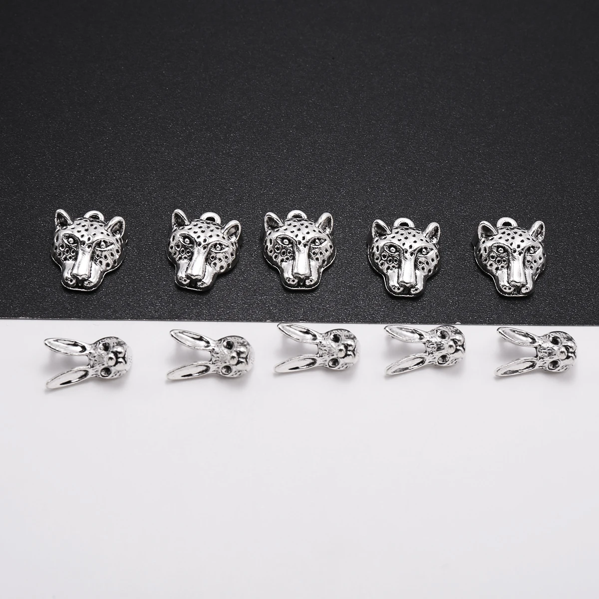 10-Piece Set of Vintage-Style DIY Handmade Pendants, Two Types of Mixed Leopard Head and Rabbit Head Designs, Suitable for DIY Necklaces, Bracelets, Earrings, Trendy Brand Charms, and Handmade Beading Accessories