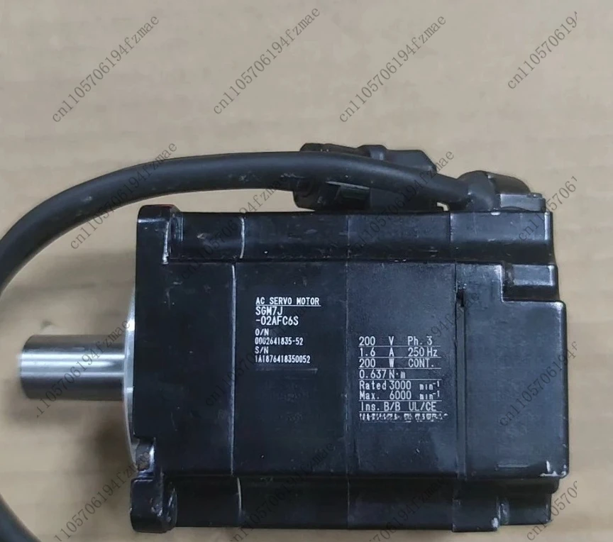 Accessories SGM7J-02AFC6S Yaskawa 7 Series 200W Incremental Servo Motor, Functioning Normally