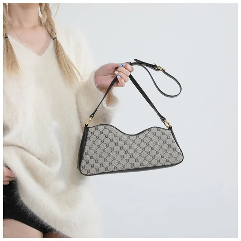 

Versatile Women's Crossbody Bag - Adjustable Shoulder Bag Retro Design Casual Outing Shopping Portable Fashionable