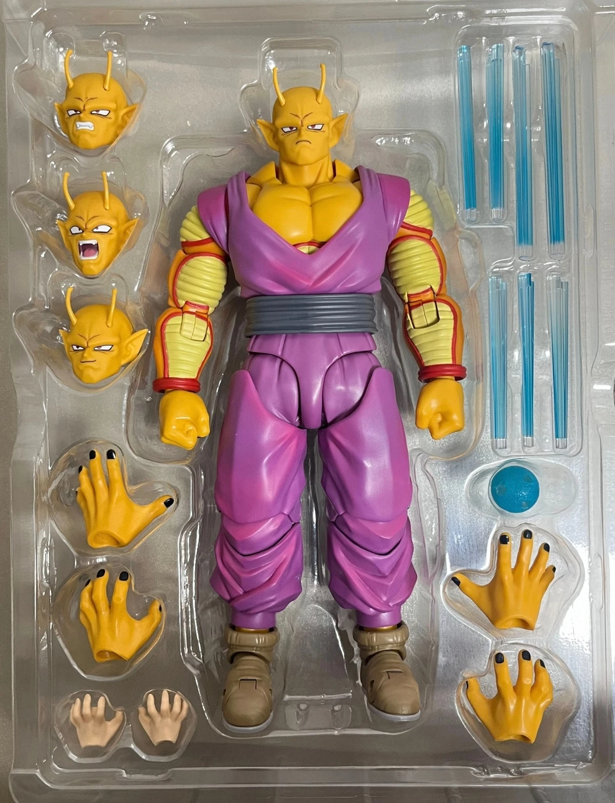 

Оригинальный Bandai SHF Dragon Ball Super Hero Orange Bick