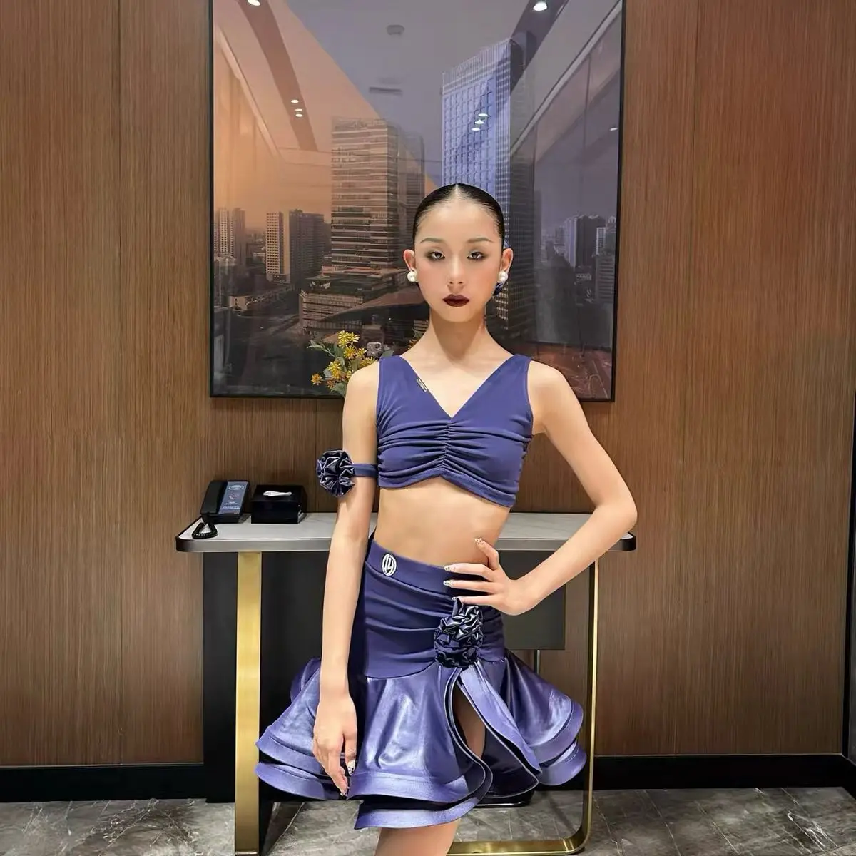 Child Latin Dance Dress for Grils Sleeveless Top Flower Ruffle Skirt Set Cha Cha Rumba Compettiiton Sasha Dance Training Costume