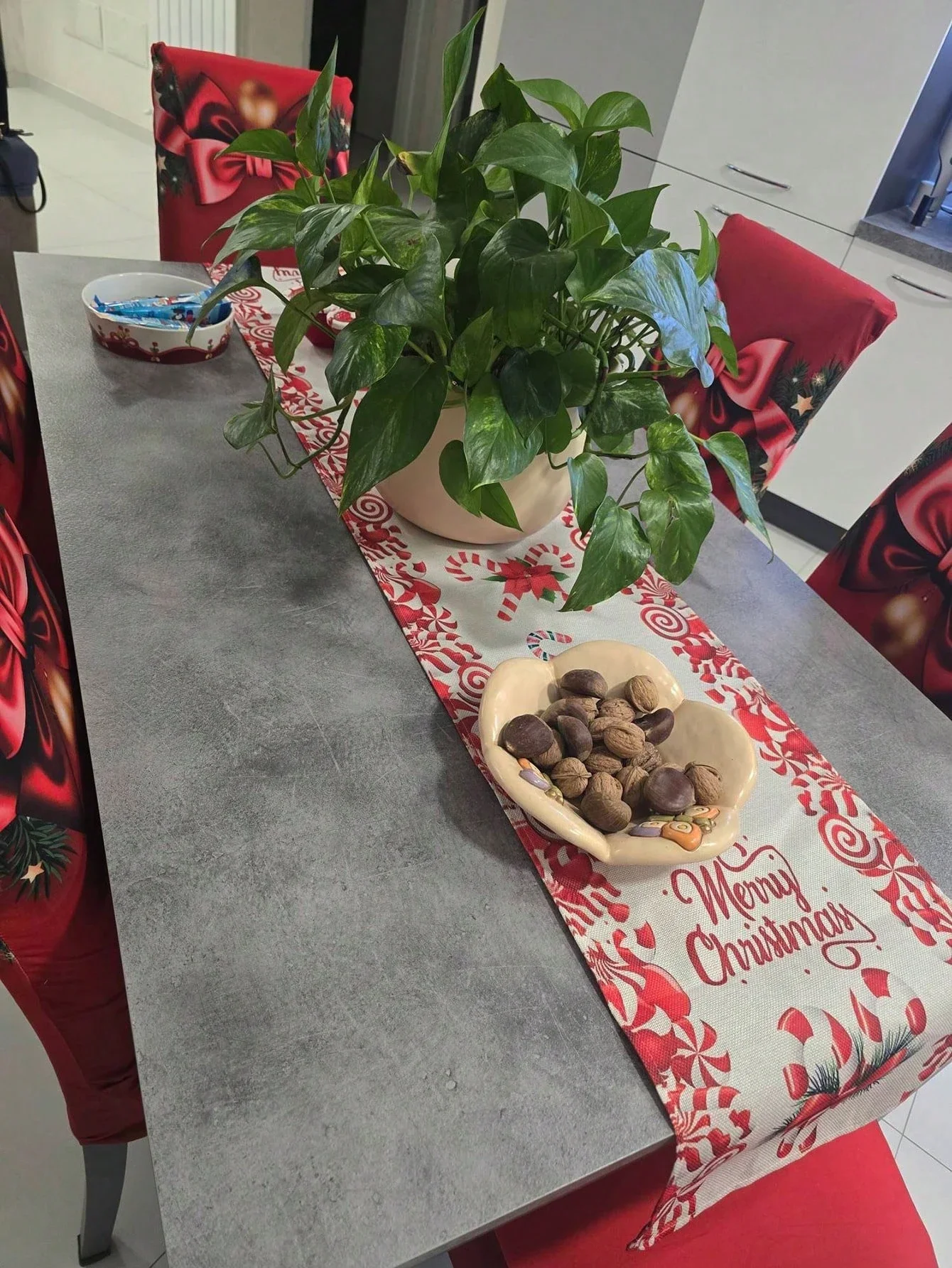 Merry Christmas Candy Cane Peppermint Table Runner Festive Holiday Dining Table Decor For Christmas Parties Cheerful Premium