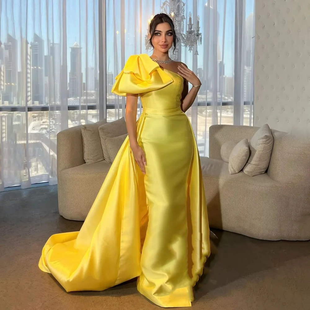 فستان سهرة مخصص رائع بكتف واحد فساتين لحضور الحفلات الموسيقية Ruched مناسبة رسمية بفيونكة لامعة وكشكشة للحفلات رداء سهرة