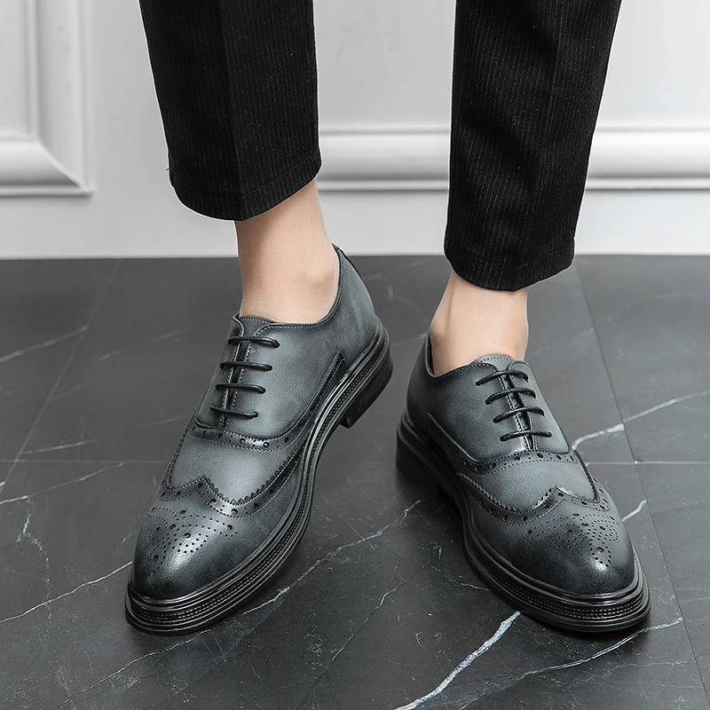 Men's classic British style business casual leather shoes men's brogue shoes office flat shoes men's suit dress shoes size 38-44