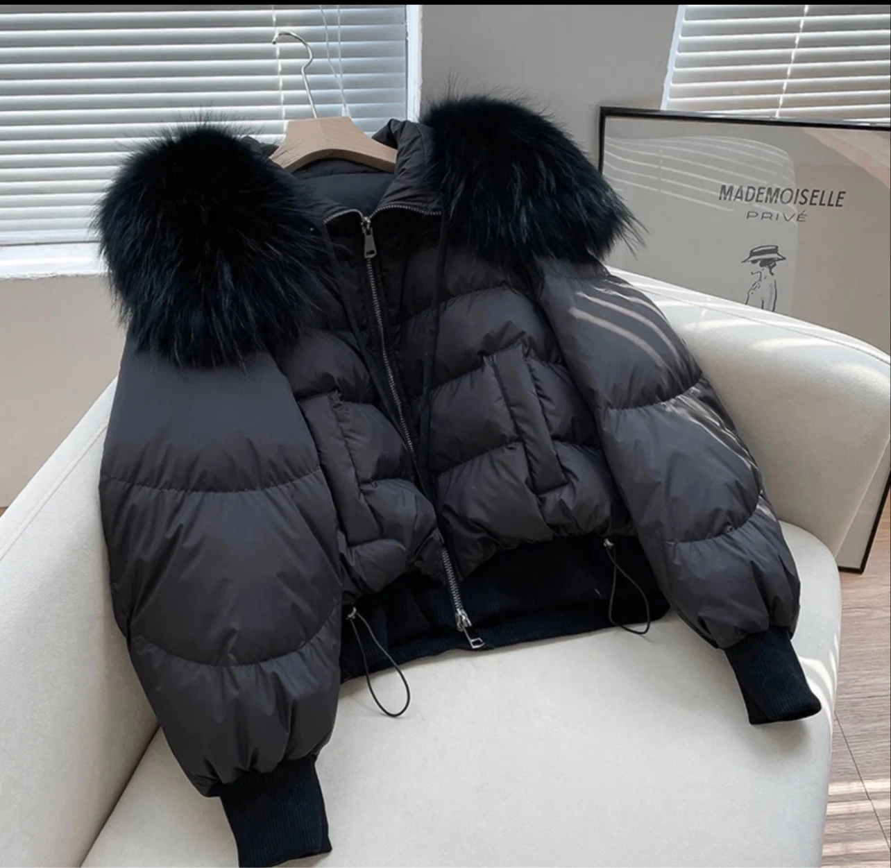 

2025 Women's Clothing Fashion loose short down jacket with large fur collar Autumn Winter New 1102