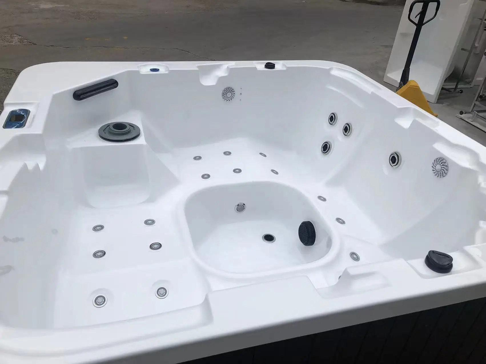 BathtubLuxury Garden Swim Pool Air Hot Tub For Jacuzzi Jetted Bath Tub With Vortex Bucket Spa Bathtubs For Hotel Bathroom For Ou