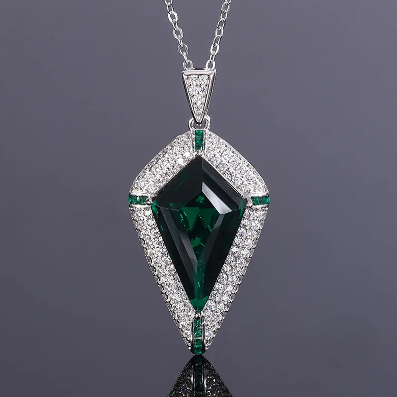 Luxury Red Green Gemstone Pendants Necklace Vintage Inspired Design Accents Perfect for Elegant Women's Jewelry Collection