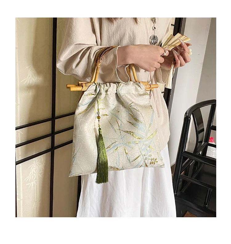 Niche Design New Chinese Style Women's Bag Embroidery Shopping Bag Wooden Handbag