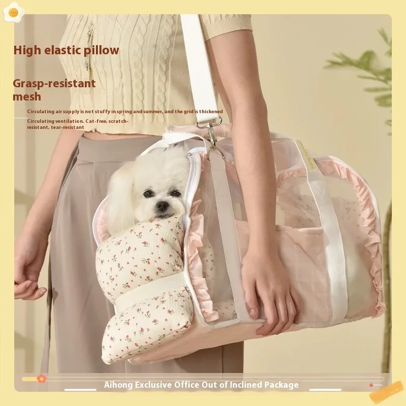 

Portable Travel Bag Breathable Comfortable Single Oulder Handheld Dog Bag Soft Outing Pet CarrierSummer Portable Pet Bag