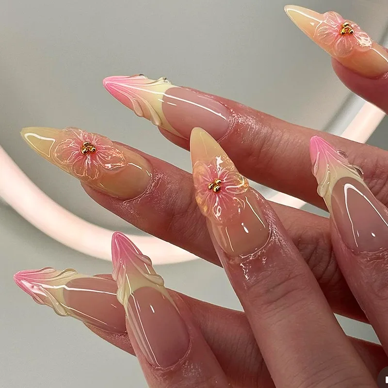 24pcs Ins 3D Flower Fake Nails Sweet Gradient Yellow Press on Nails Full Cover Wearable Hand-paint French Almond False Nail Tips