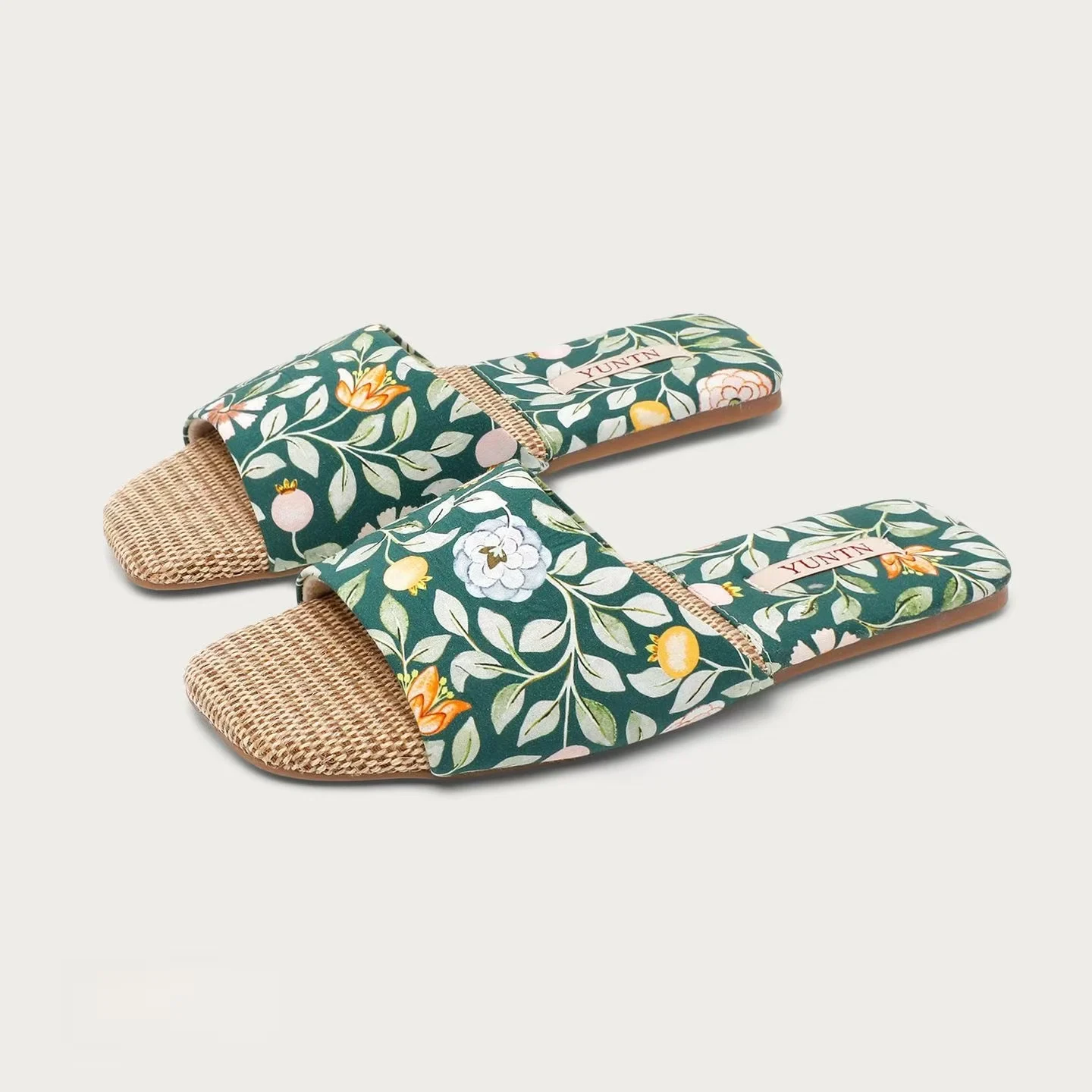 

Women Flat sole Print One Word Linen Slippers Spring Summer New Soft sole Breathable High Quality Home Slippers Floor Slippers