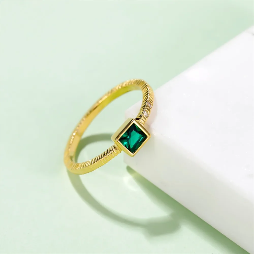 Monkton prawdziwe 925 srebro Vintage kwadratowe zielone pierścionki z cyrkonią dla kobiet luksusowy złoty wzór elegancka obrączka anillos — zdjęcie 5