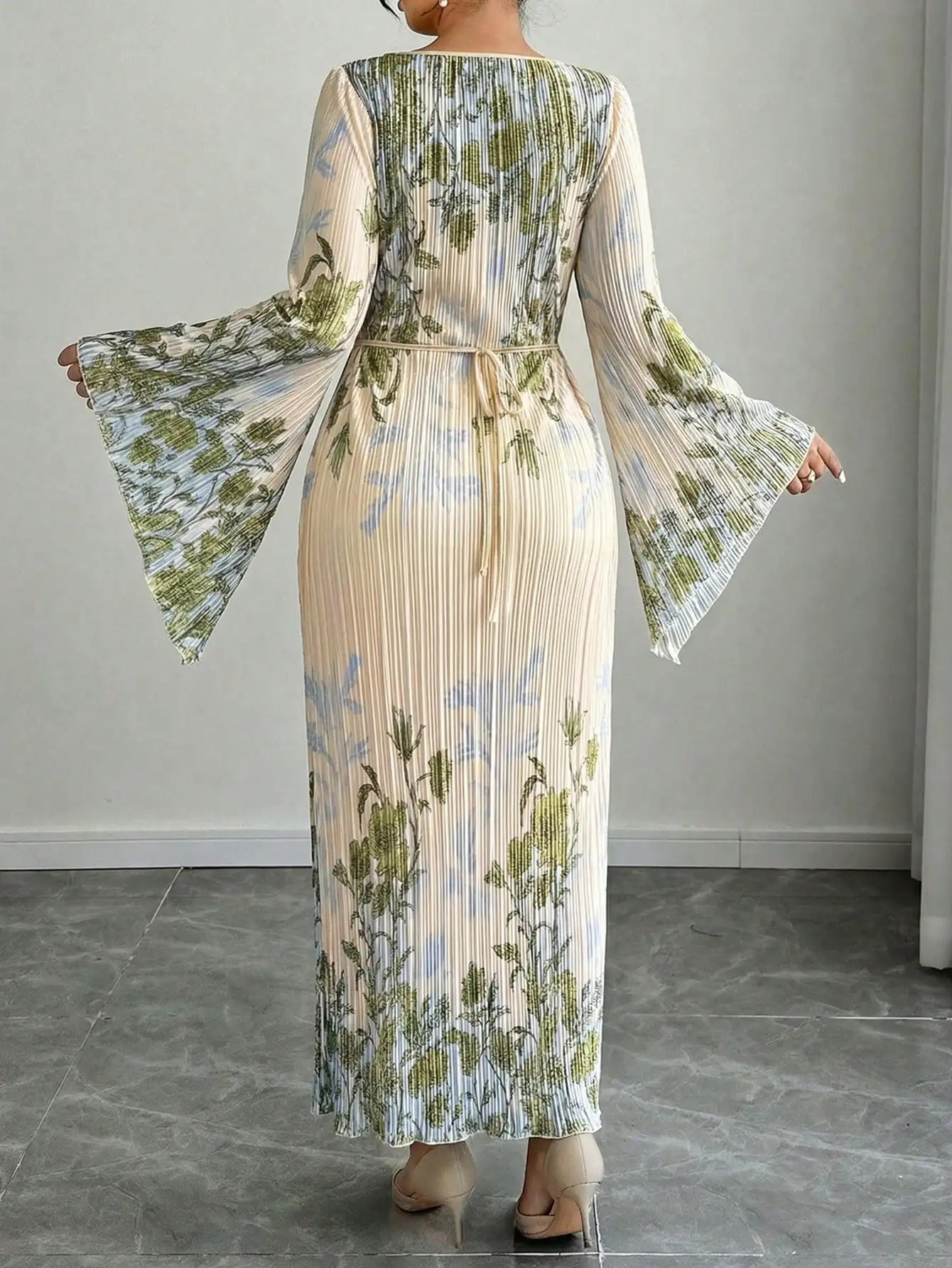 Pleated Floral Print Flare Sleeve Waist Cinched Maxi Dress For Outings Date Nights