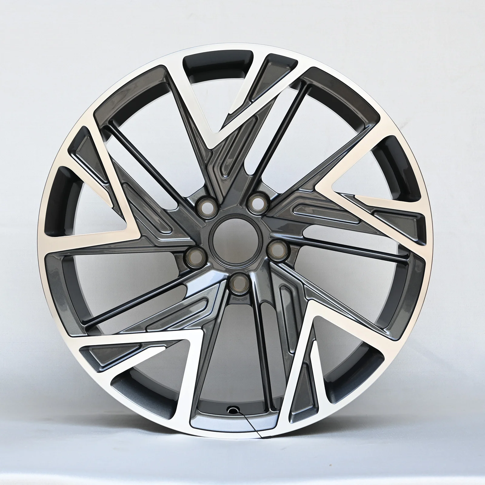 

Wheel Hub Car Parts Made in China Good Supplier