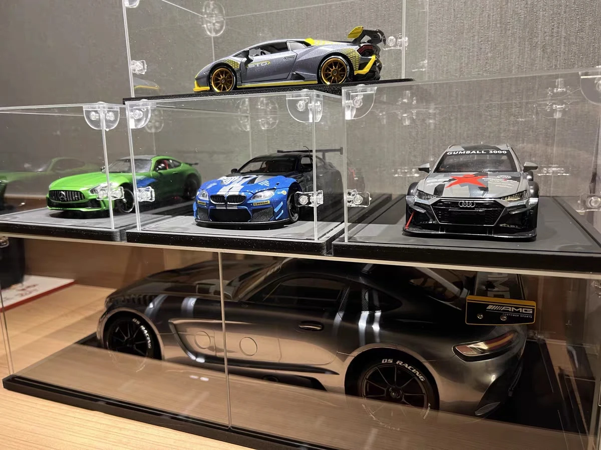 صندوق تخزين نموذج لعبة التجميع مع باب دوار علبة عرض نموذج السيارة خزانة عرض أكريليك شفافة للمقتنيات