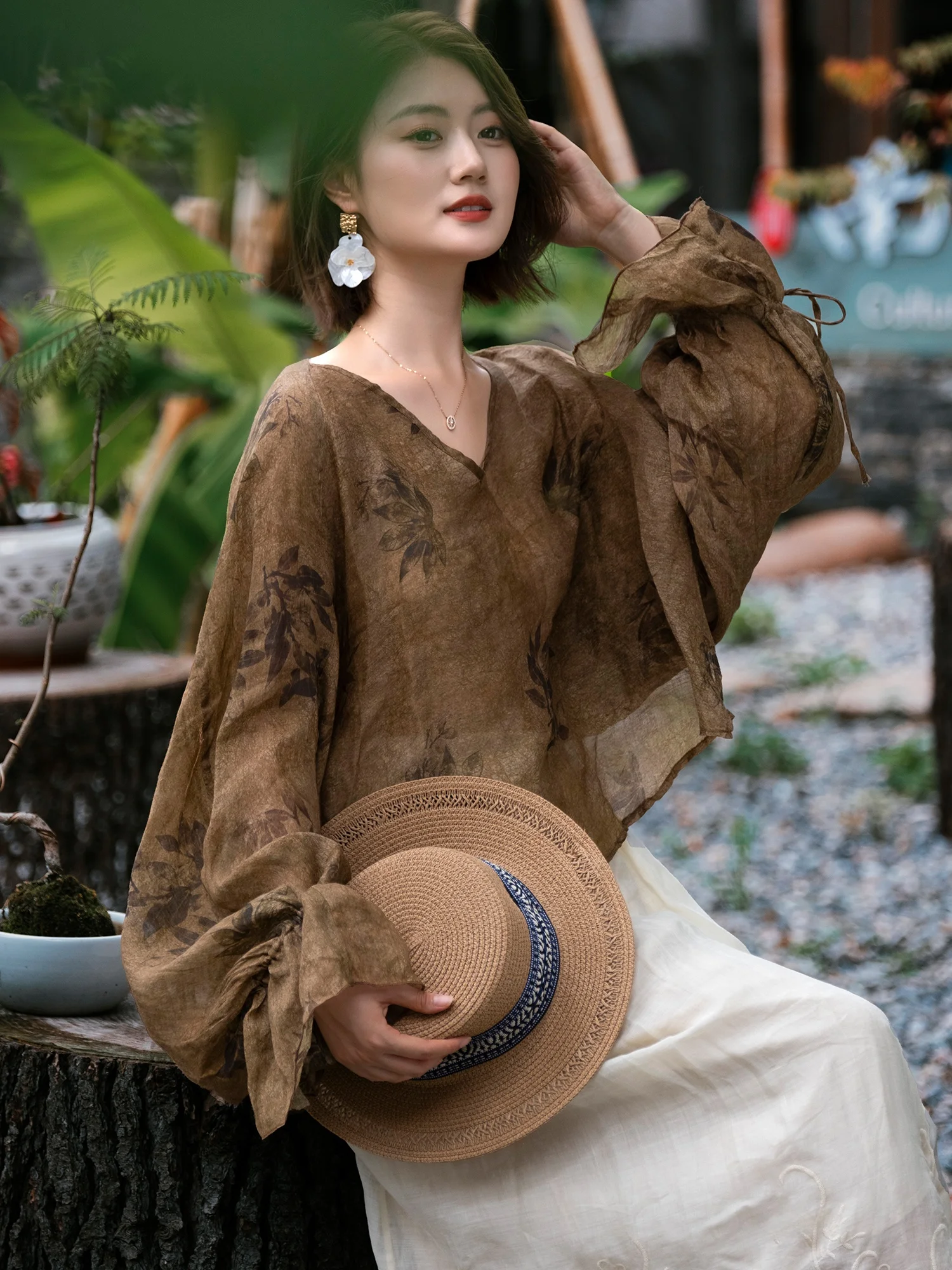 

Long Sve V-Ne Dstring Cuff irt Women's Loose Fit Summer Thin Cotton Linen Material Attractive Sve Design