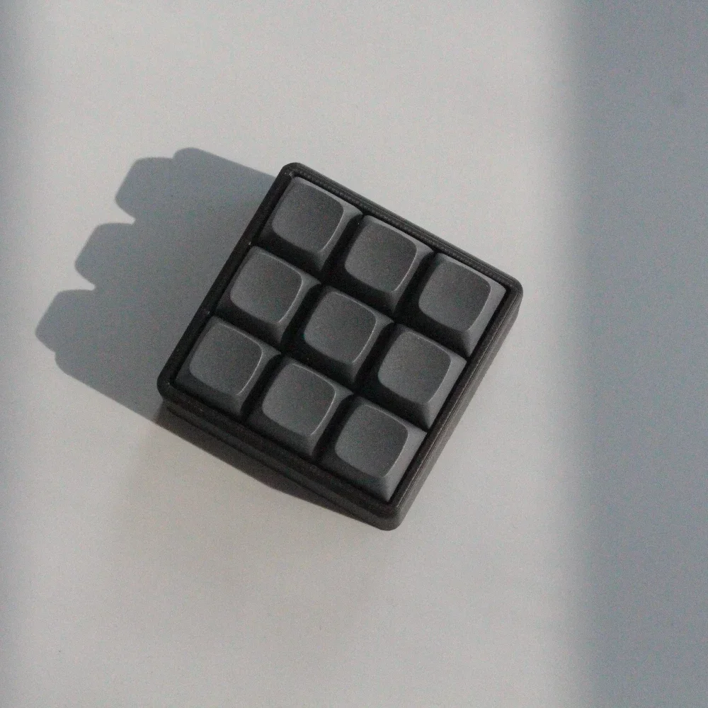 CV09 9 tasti Mini tastiera personalizzata Tastiera fai da te QMK Layout firmware Prog Rammable VIA Key Hot Plug Kit Personalizza tastiera con tasti macro RGB