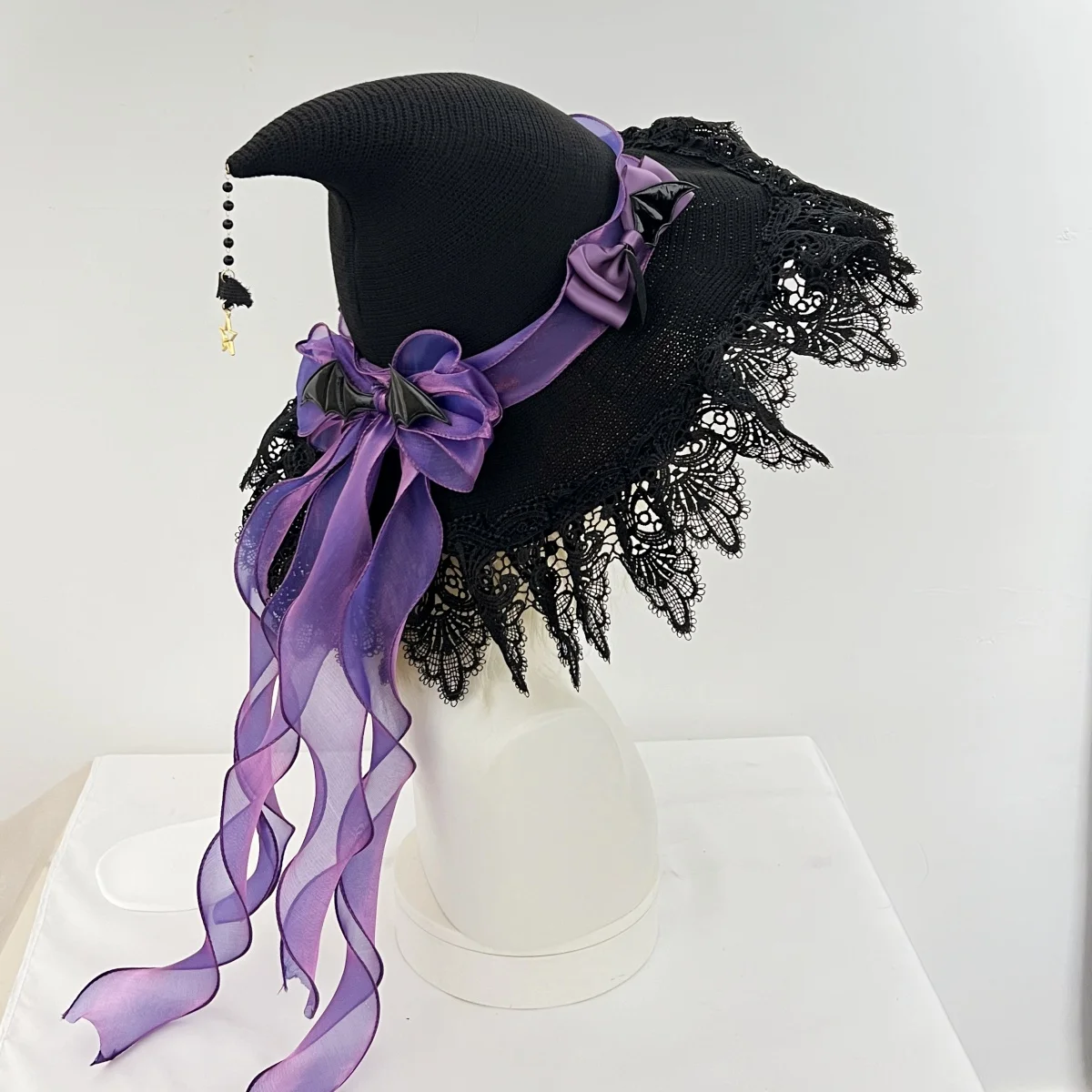 Sombreros puntiagudos de bruja de encaje hechos a mano, sombrero de mago con lazo, accesorios de disfraz gótico de Lolita para adultos, sombrero de fiesta de Halloween