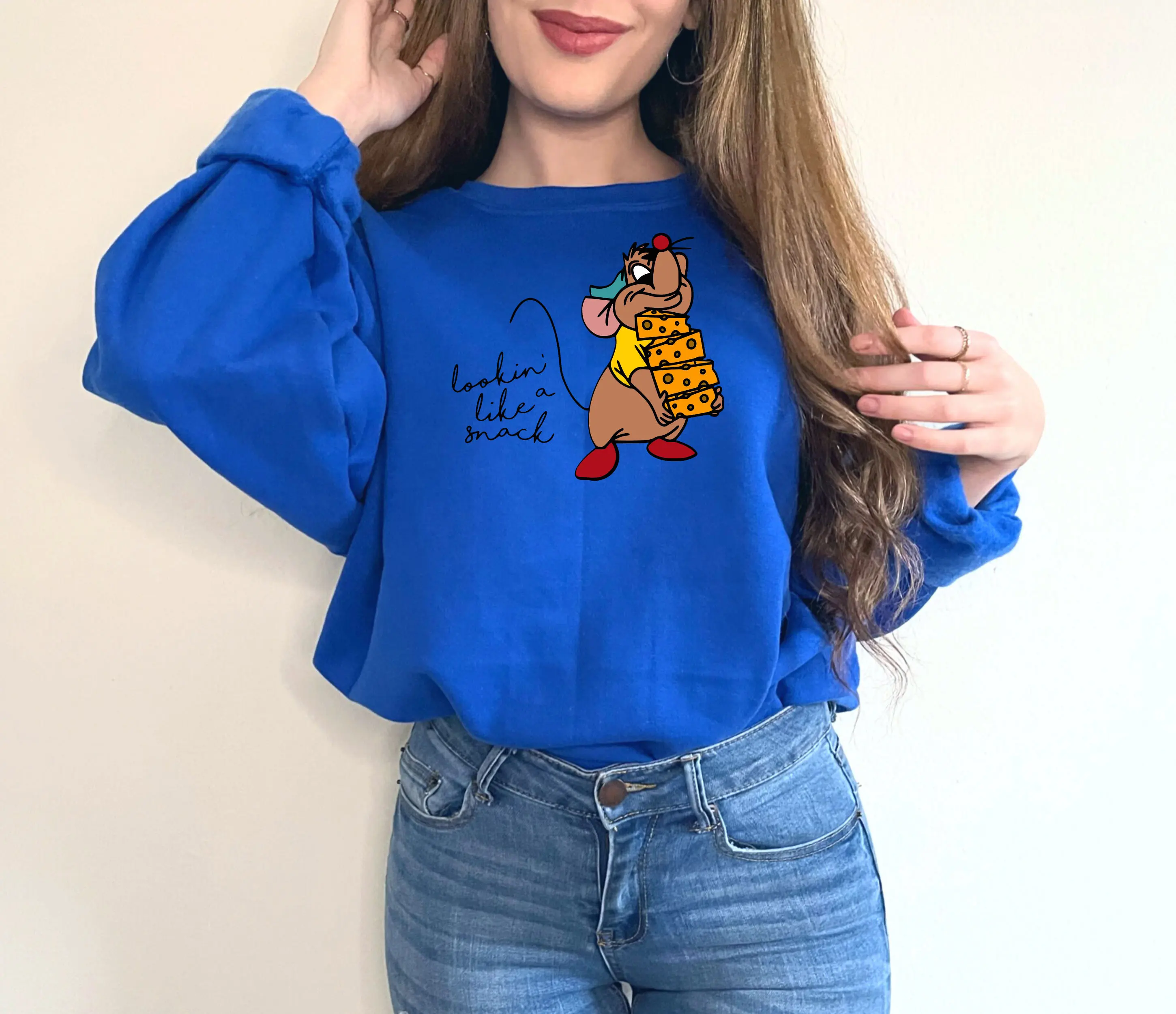 Sehen Sie sich wie ein Snack. Gus Gus Disney Cinderella Sweatshirt, ein Snack-Liebhaber-Maus-Sweatshirt. Neues Herbst-/Winter-Sweatshirt mit Rundhalsausschnitt