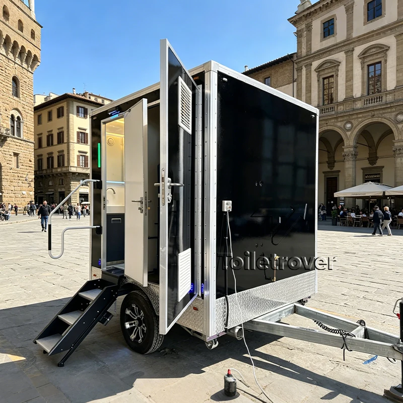 High Quality Modern Fiberglass 2 Stall Portable Outdoor Mobile Restroom Mobile Toilet for Event Exhibition Park Camping Party