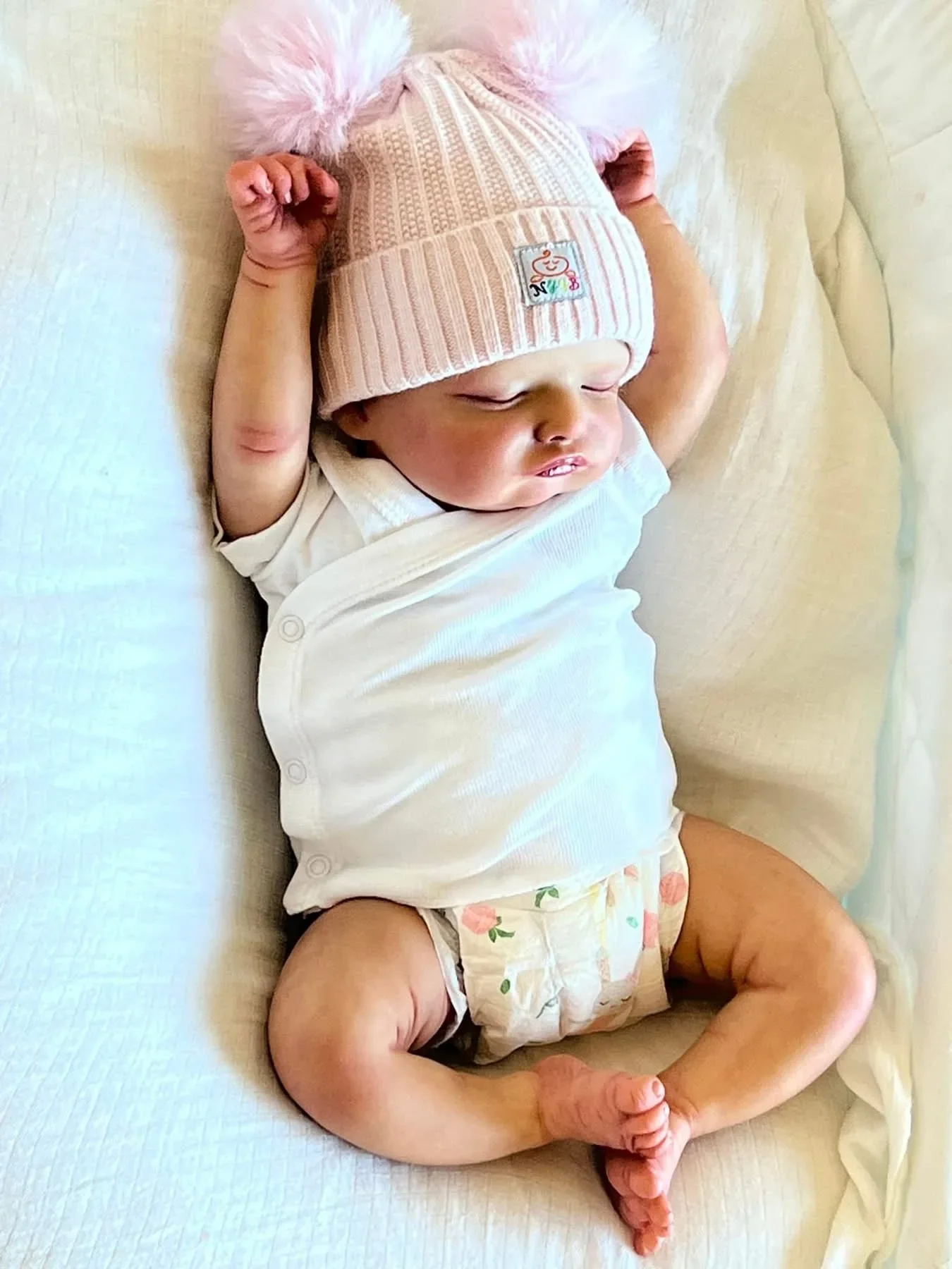 

St.Store 47CM Already Painted Newborn Baby Doll Rosalie Reborn Doll Hand Paint with Genesis High Quality 3D skin Tone