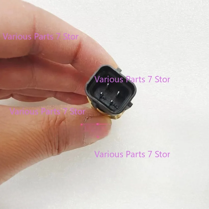 Motorcycle Water Temperature Sensor For Qjmotor SRK600 QJ600GS-3A/3B/3D