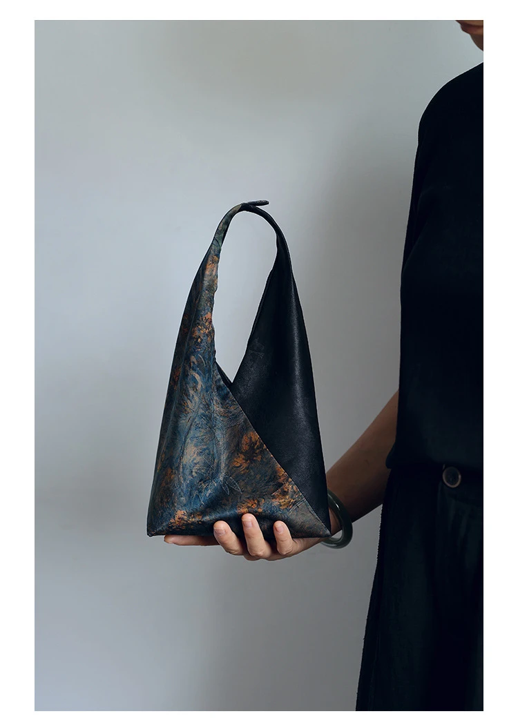 

Xiangyun Silk Hobo Bag for Women Handmade Large Capacity Shoulder Tote Vintage Floral Slouchy Handbag Chinese Luxury Purse