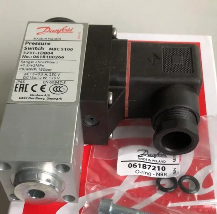 MBC5100 3231-1DB04 061B100266 Genuine Danfoss pressure switch pressure controller