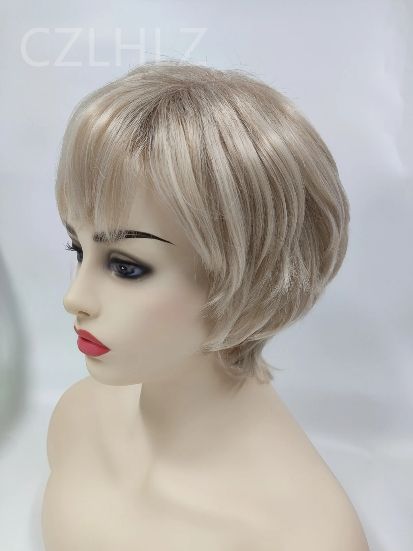 Short Wigs with Bangs Soft Synthetic Heat Resistant Blonde Loose Wave Hair Fancy Dress Party Wigs for Women