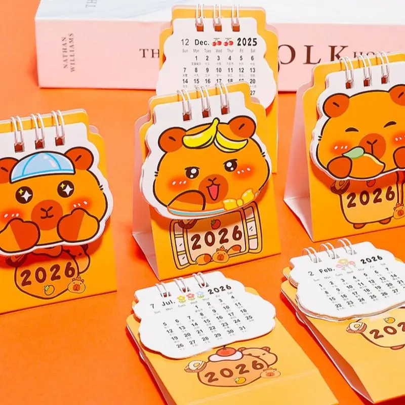 

1 шт., портативный календарь для офиса и школы, рождественский подарок для друзей, декор для стола, мини-календарь на 2026 год, настольный календарь с мультяшной капибарой