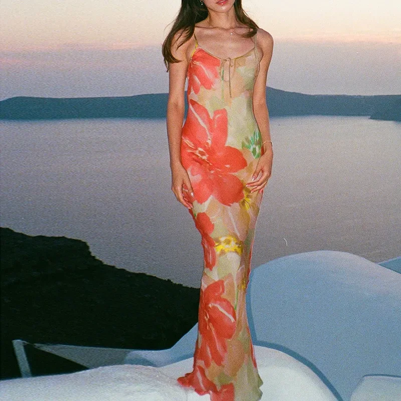 

Women's tie dyed drawing pieces, hipster y2k fashion, stylish T-shirt with v-necks and maxi skirts, matching street clothes