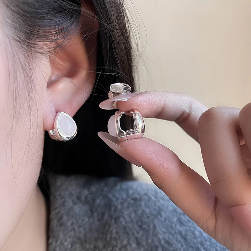 1Pc niche design double-sided water drop ear buckle exquisite versatile earrings light luxury temperament simple earrings