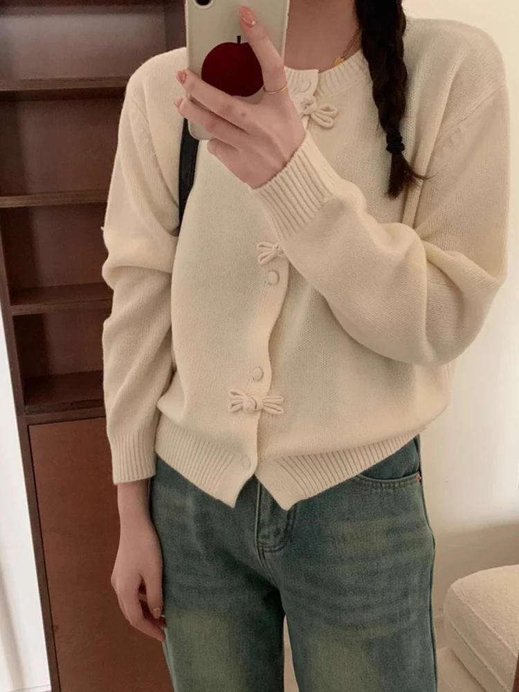 Ano Novo Vermelho Camere Tricotado Longo Sve redondo Ne Suéter Chinês Sle National Faion Botão Design Sensation Lã La...