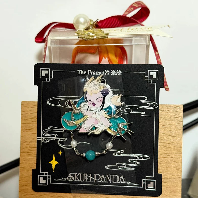 

POP MART SKULLPANDA The Mirage Series Breastpin Blind Box Guess Bag Mystery Box Toys Doll Anime Figure Desktop Ornaments Gift